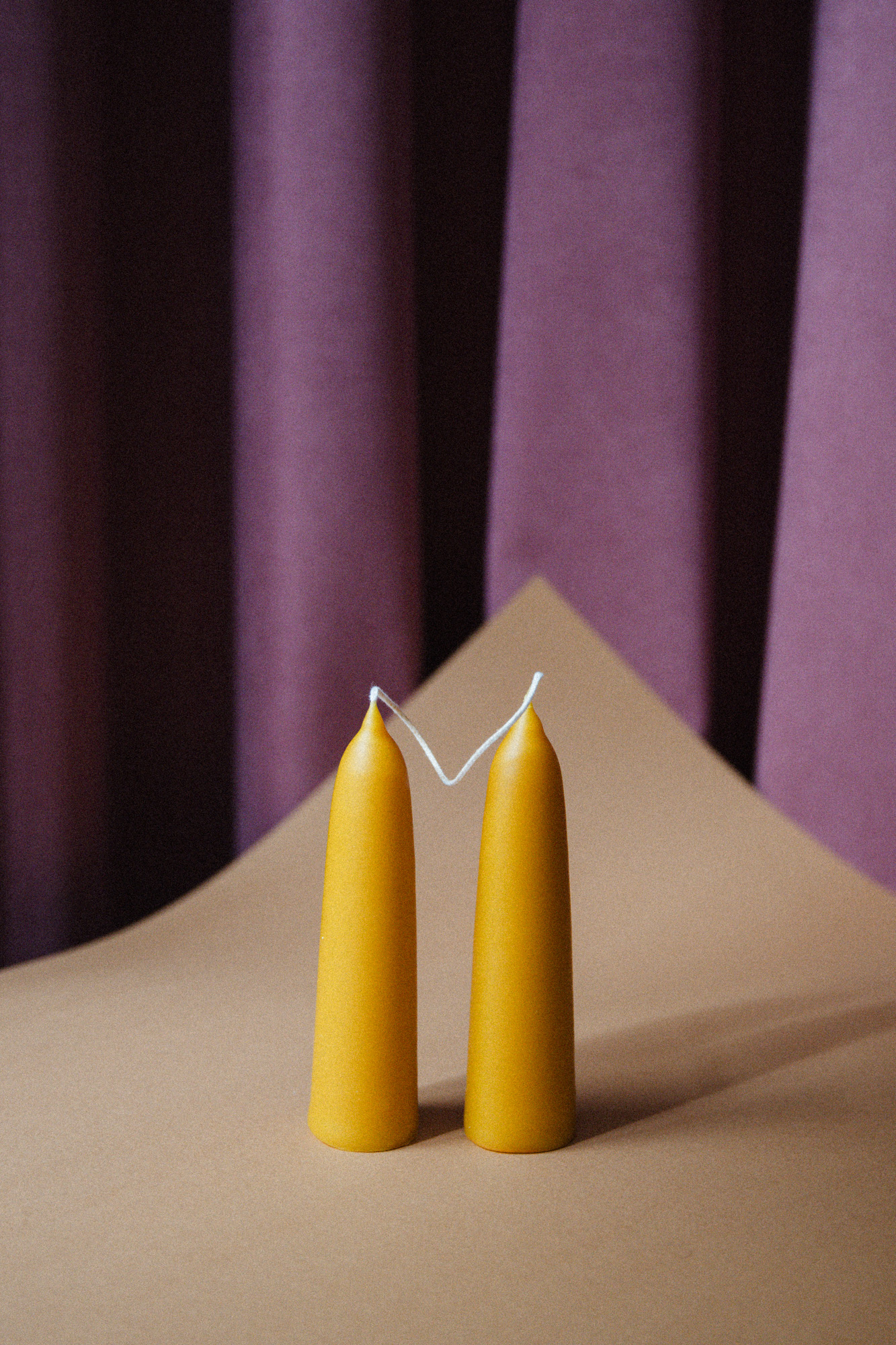 Dos Velas Noelle Amarillas